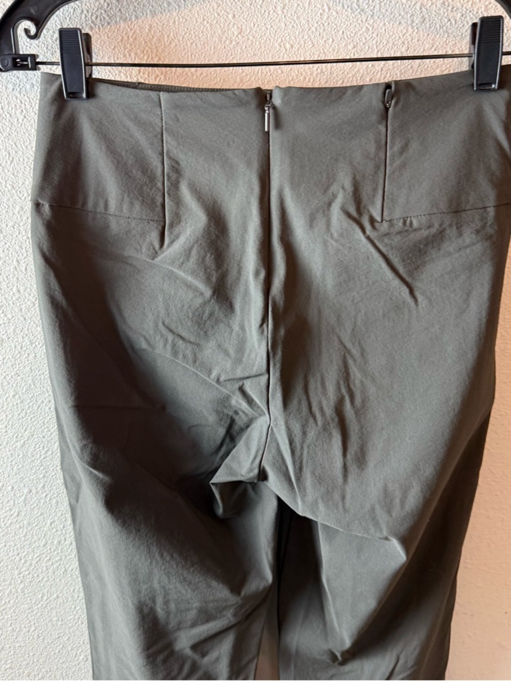 Athleta Wander Slim Straight Crop Pants Arbor Olive Green Casual Women’s Size 4 - Picture 8 of 12